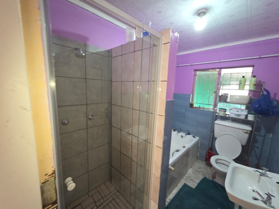 3 Bedroom Property for Sale in Lourierpark Free State